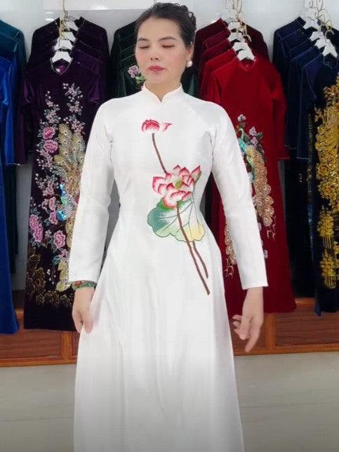 WT-1: Ao Dai 9999 trang theu