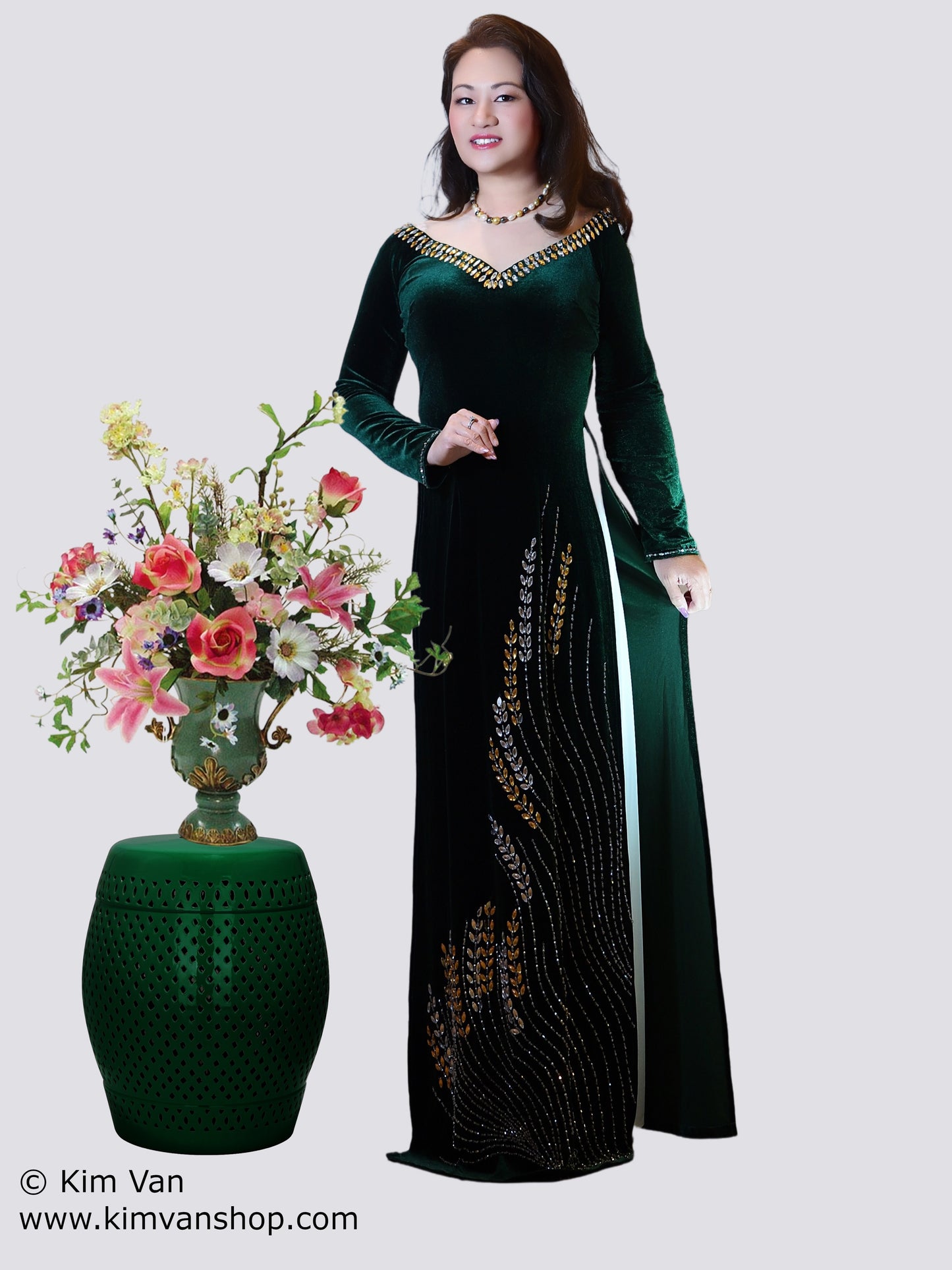 NTK-CC2: Ao Dai Nhung thiet ke, cao cap.