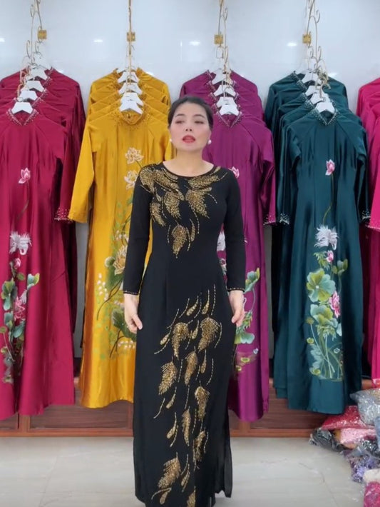 2. Hang Dinh